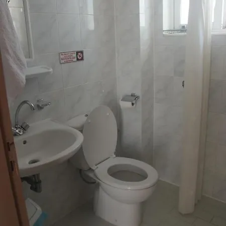 Castle View Apartment Haraki